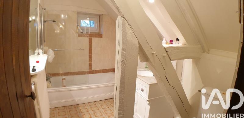 Maison - 265 m² - 8 pièces