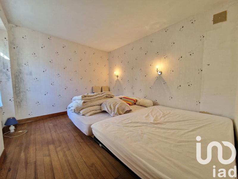 Maison - 183 m² - 9 pièces