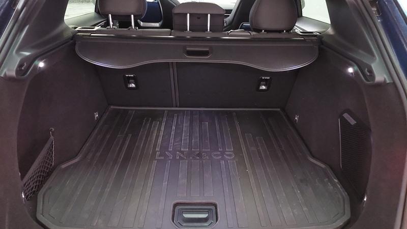 Lynk &amp; Co 01 1.5 261ch Hybride Rechargeable