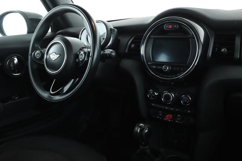 Mini Mini One 3p 102 ch