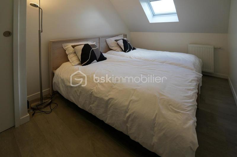 Maison traditionnelle - 153 m² - 6 pièces