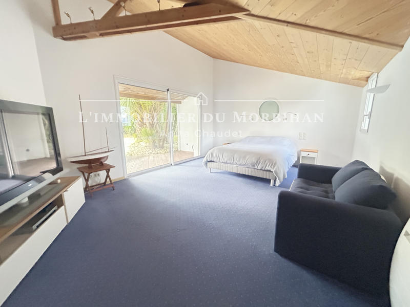 Maison - 184 m² - 10 pièces