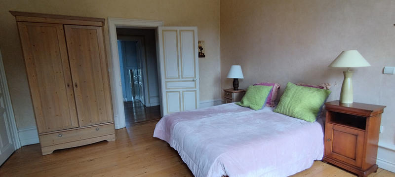 Demeure - 354 m² - 11 pièces