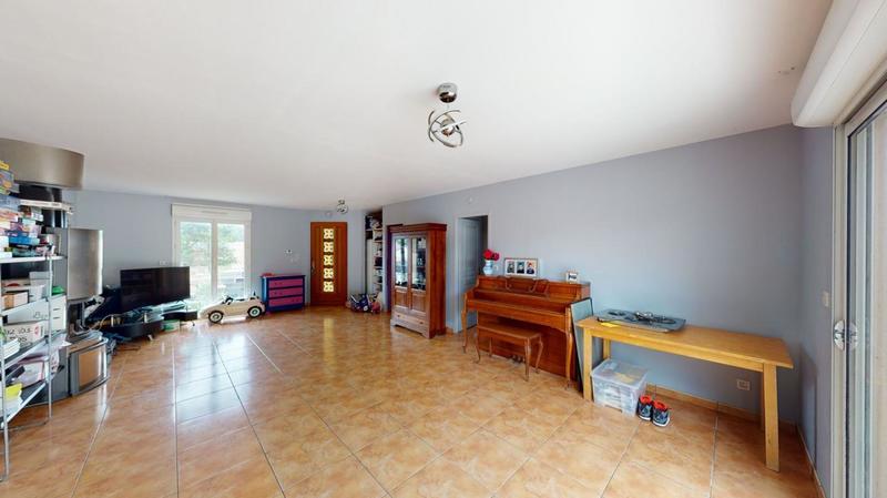 Maison - 99 m² - 4 pièces