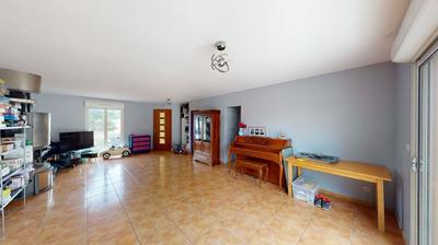 Maison - 99 m² - 4 pièces