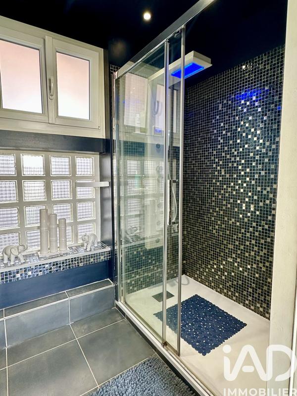 Appartement - 163 m² - 7 pièces