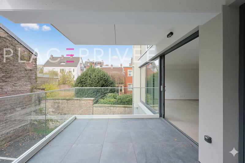 Appartement - 82 m² - 3 pièces