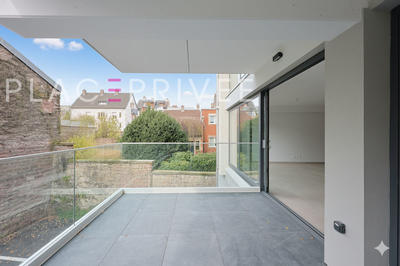 Appartement - 82 m² - 3 pièces