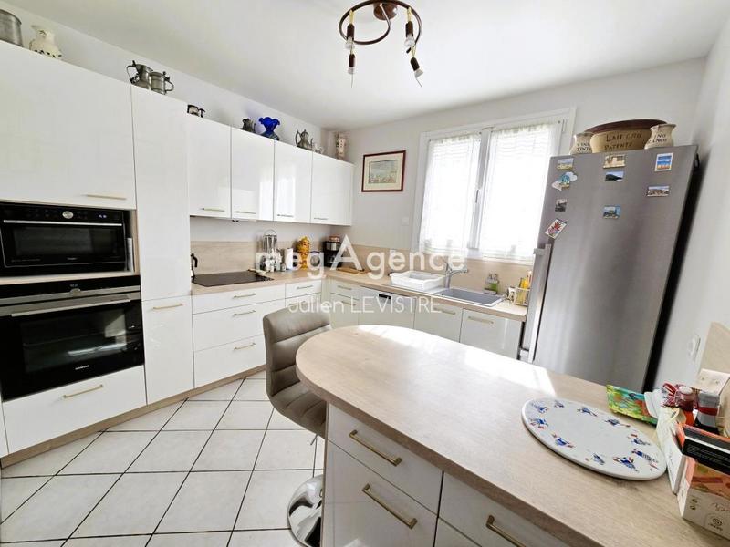 Maison - 148 m² - 6 pièces