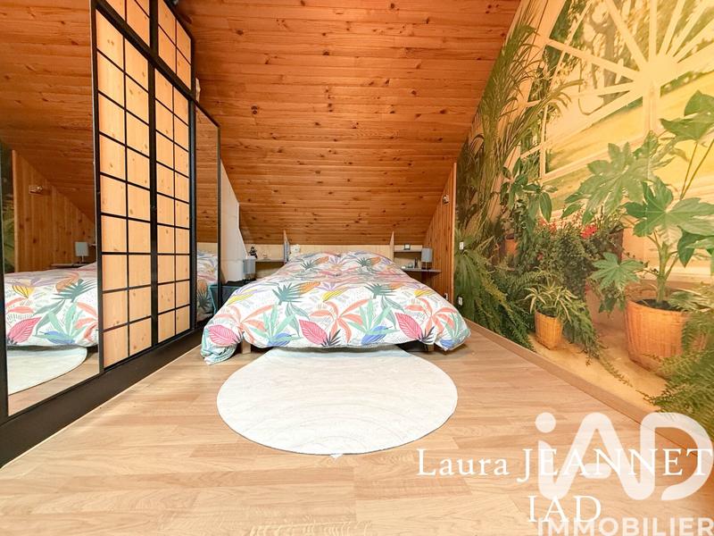 Maison - 111 m² - 7 pièces