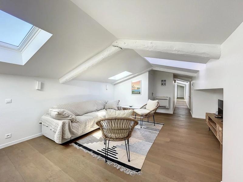 Appartement - 70 m² - 3 pièces