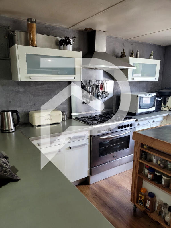 Maison - 122 m² - 4 pièces