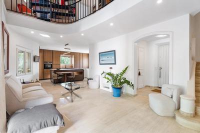 Maison d'architecte - 176 m² - 6 pièces