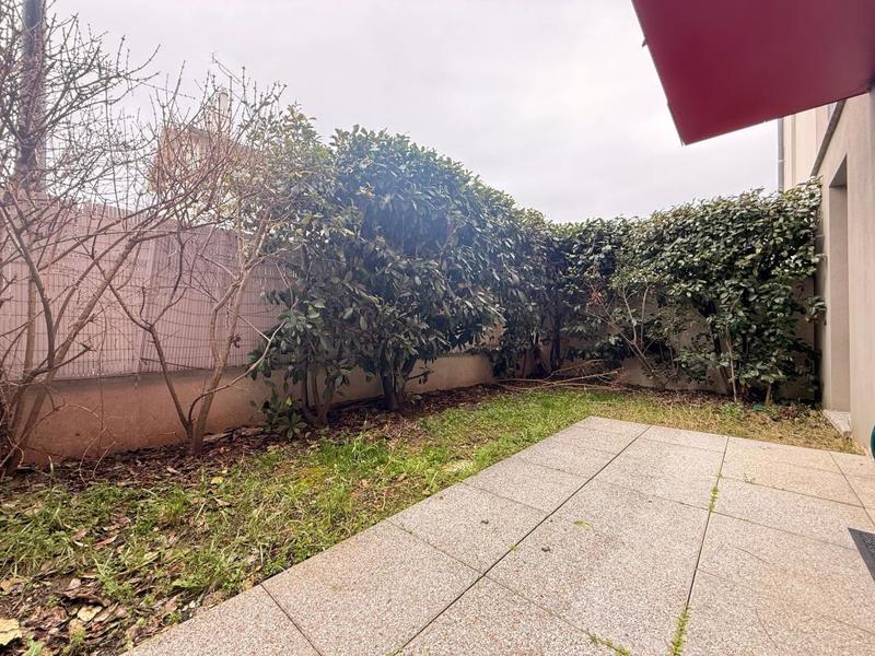 Appartement - 81 m² - 2 pièces