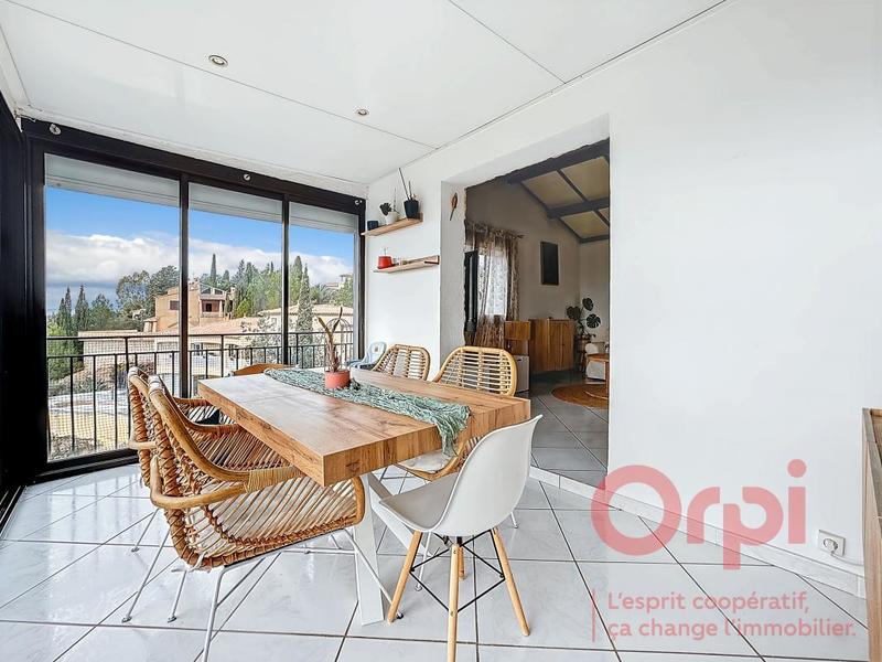 Maison - 146 m² - 8 pièces