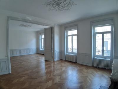 Appartement - 167 m² - 5 pièces