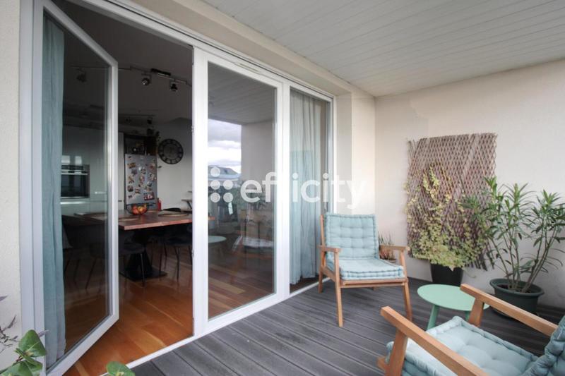 Appartement - 82 m² - 4 pièces