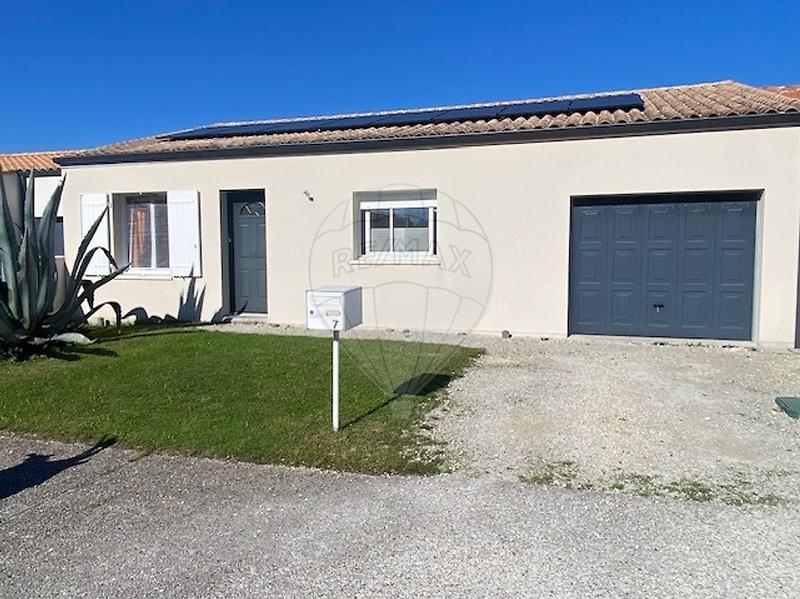 Maison - 93 m² - 4 pièces