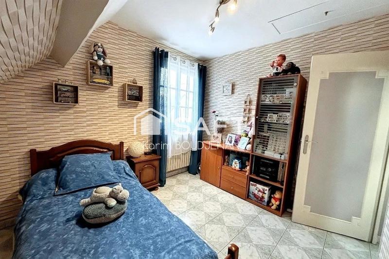 Maison - 102 m² - 5 pièces