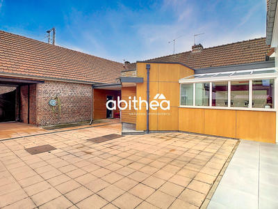 Maison - 182 m² - 6 pièces