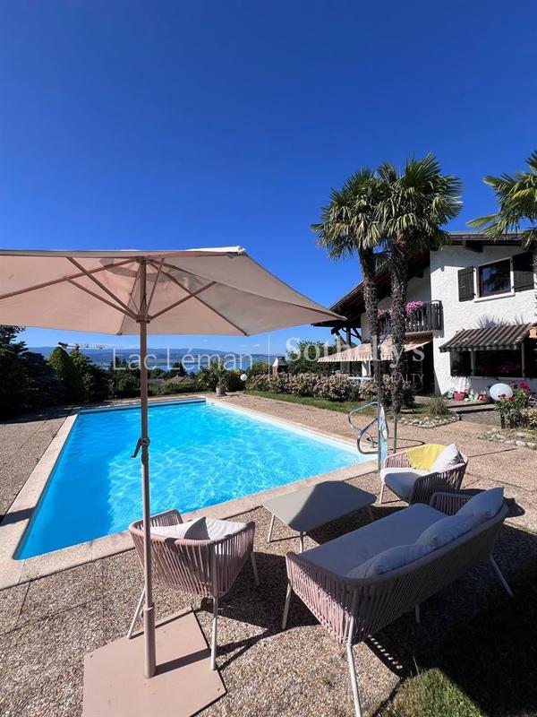 Maison - 174 m² - 6 pièces