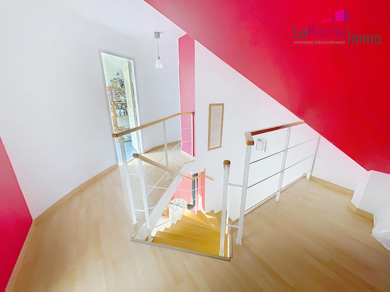 Maison contemporaine - 139 m² - 8 pièces