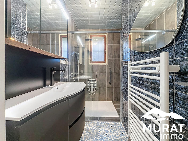 Maison - 142 m² - 6 pièces