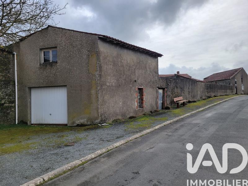 Maison - 99 m² - 5 pièces