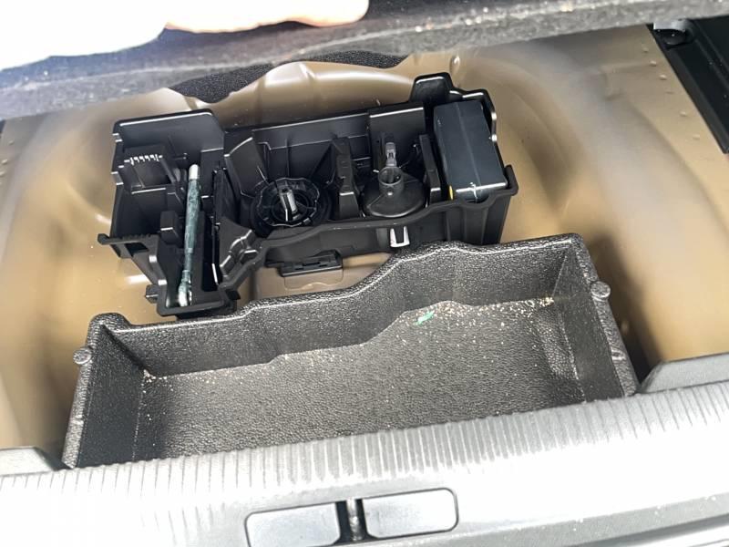 Peugeot 2008 Hybrid 136 e-Dcs6 Gt