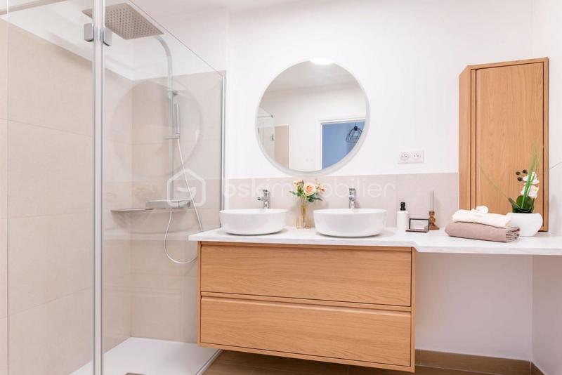 Appartement - 92 m² - 4 pièces