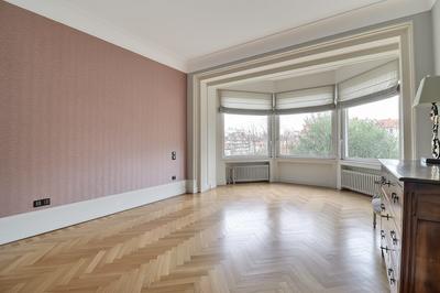 Maison ancienne - 350 m² - 10 pièces