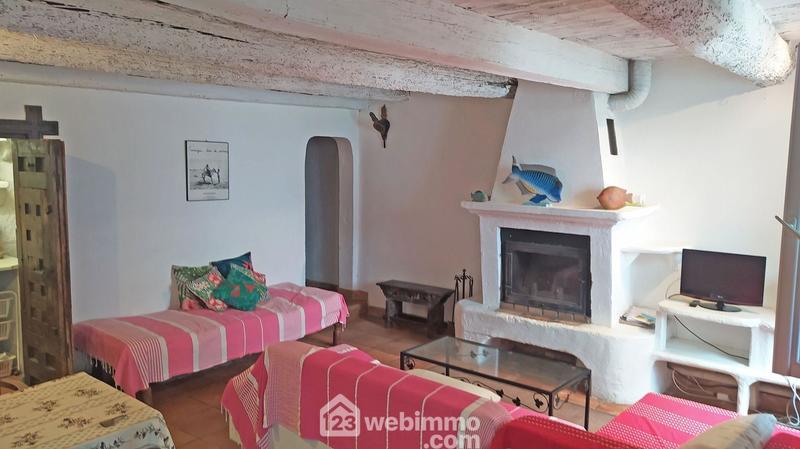 Maison de village - 80 m² - 4 pièces