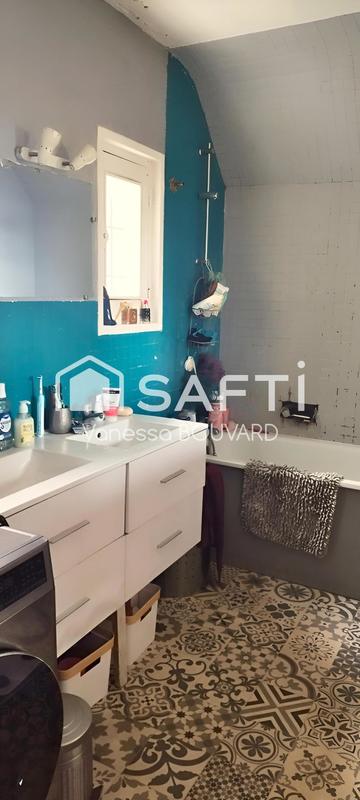 Maison - 80 m² - 4 pièces