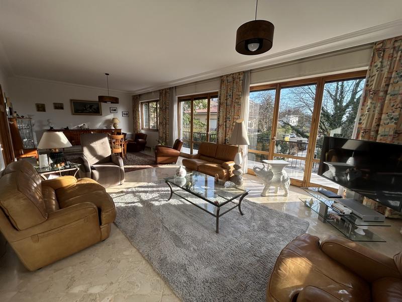 Maison ancienne - 200 m² - 5 pièces