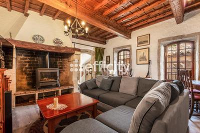 Maison - 105 m² - 6 pièces