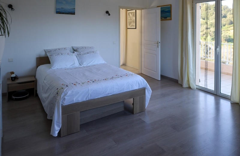 Villa - 270 m² - 10 pièces