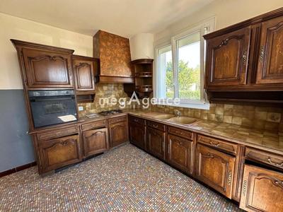 Maison - 190 m² - 10 pièces