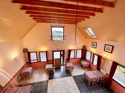 Local commercial - 128 m² - 2 pièces