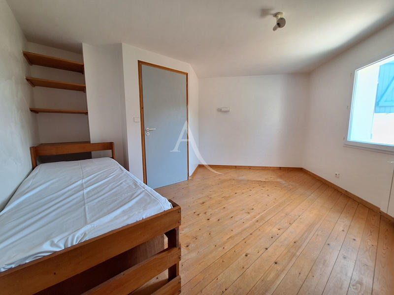 Maison - 151 m² - 7 pièces