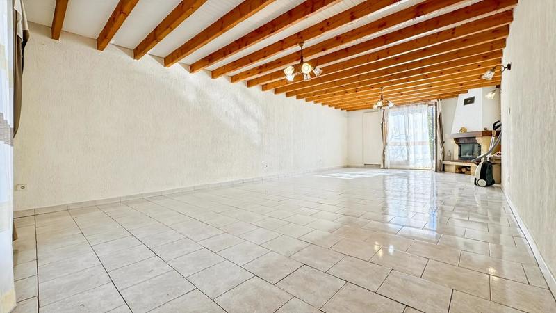 Maison - 157 m² - 8 pièces