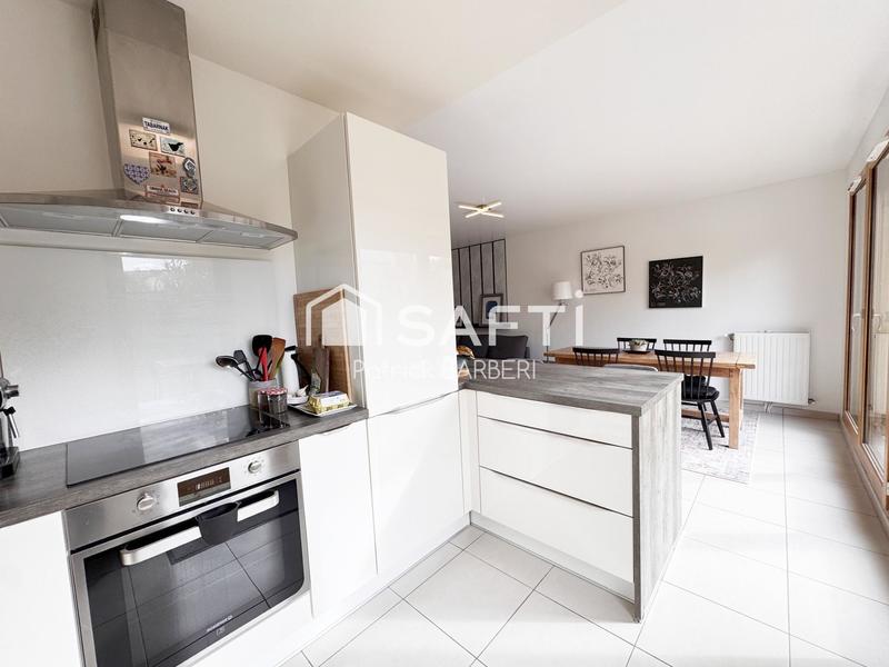 Maison - 87 m² - 5 pièces