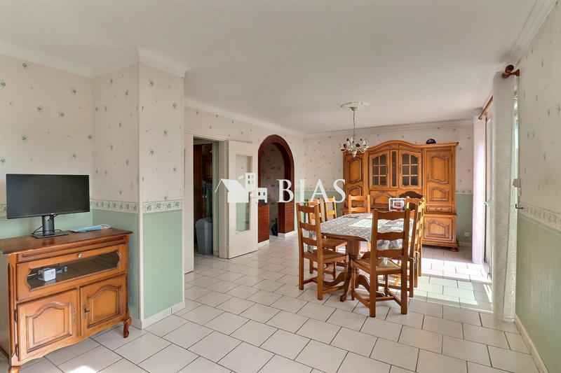 Maison - 87 m² - 4 pièces