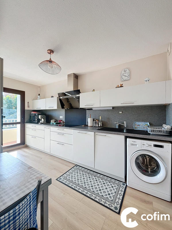 Appartement - 84 m² - 3 pièces