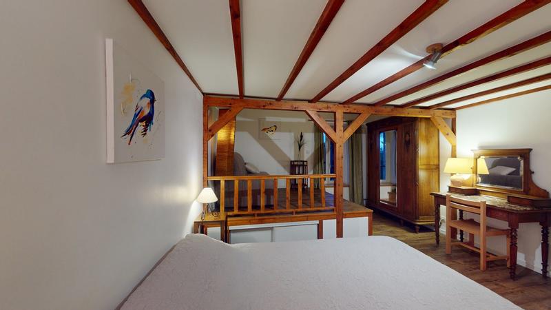 Propriété - 612 m² - 12 pièces