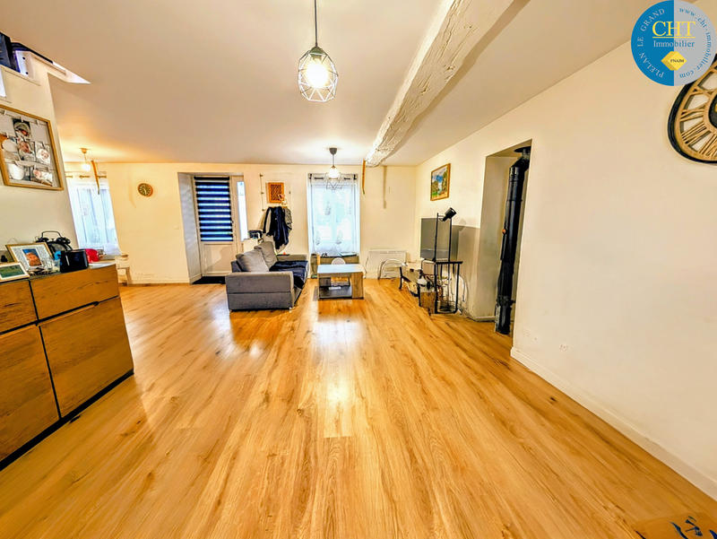 Maison - 94 m² - 5 pièces