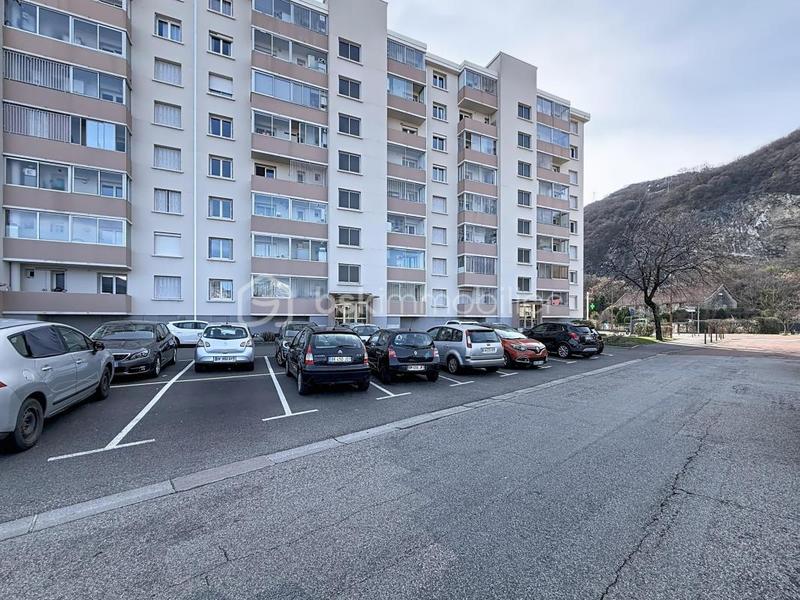 Appartement - 53 m² - 3 pièces