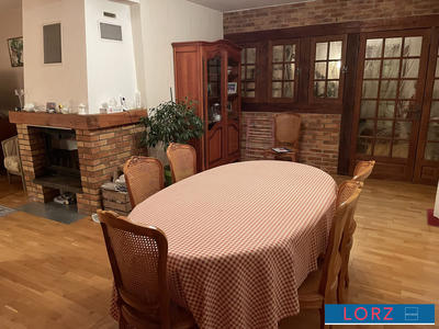 Maison traditionnelle - 127 m² - 7 pièces