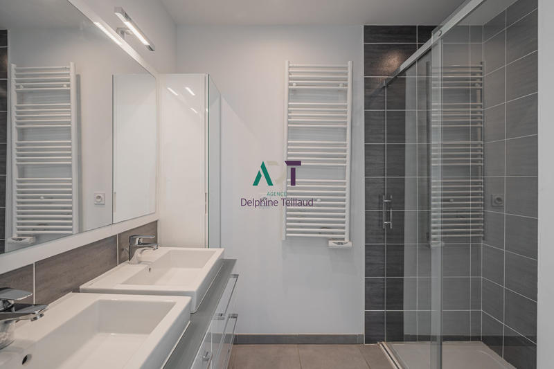 Appartement - 121 m² - 5 pièces