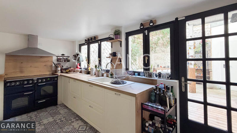 Maison - 151 m² - 6 pièces