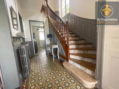 Maison - 149 m² - 7 pièces